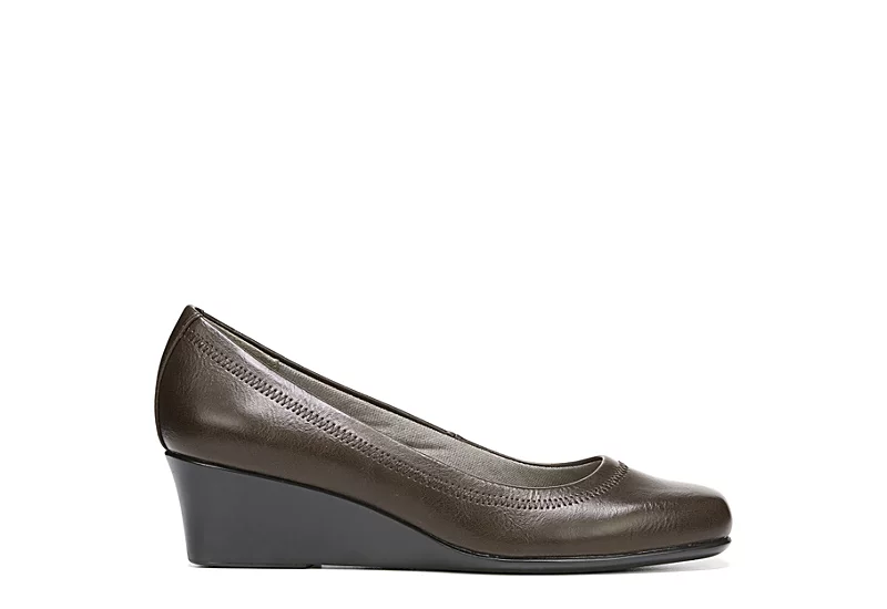 Lifestride Womens Groovy Pump - Dark Tan 4 Lifestride Womens Groovy Pump - Dark Tan - Image 2